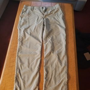 Under Armour golf pants 34x32